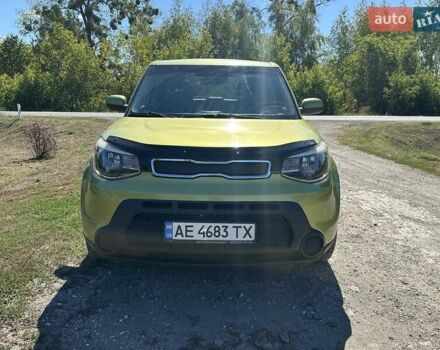 Зелений Кіа Soul, об'ємом двигуна 1.59 л та пробігом 195 тис. км за 9500 $, фото 2 на Automoto.ua