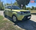 Зелений Кіа Soul, об'ємом двигуна 1.59 л та пробігом 195 тис. км за 9500 $, фото 1 на Automoto.ua