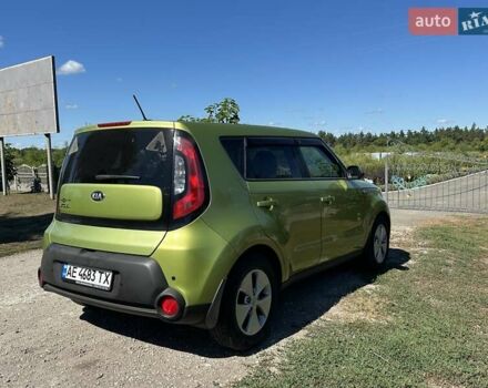 Зелений Кіа Soul, об'ємом двигуна 1.59 л та пробігом 195 тис. км за 9500 $, фото 5 на Automoto.ua