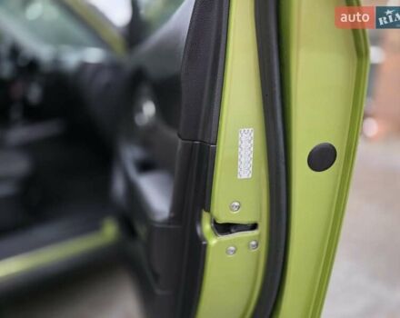 Зелений Кіа Soul, об'ємом двигуна 1.6 л та пробігом 248 тис. км за 7700 $, фото 23 на Automoto.ua