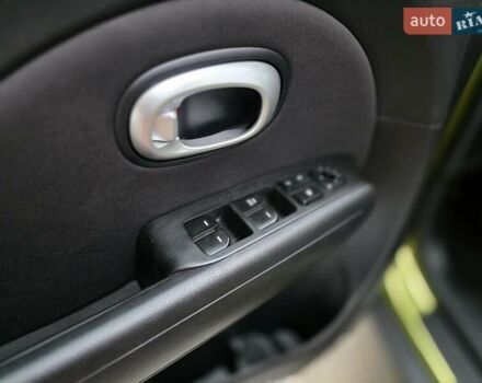 Зелений Кіа Soul, об'ємом двигуна 1.6 л та пробігом 248 тис. км за 7700 $, фото 39 на Automoto.ua