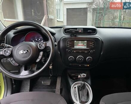 Зелений Кіа Soul, об'ємом двигуна 1.6 л та пробігом 130 тис. км за 9200 $, фото 14 на Automoto.ua
