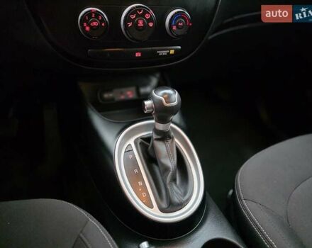 Зелений Кіа Soul, об'ємом двигуна 1.6 л та пробігом 248 тис. км за 7700 $, фото 33 на Automoto.ua