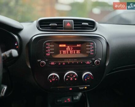 Зелений Кіа Soul, об'ємом двигуна 1.6 л та пробігом 248 тис. км за 7700 $, фото 34 на Automoto.ua