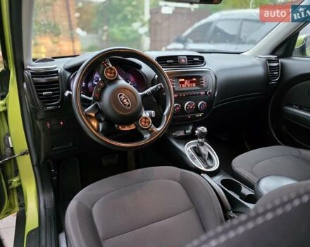 Зеленый Киа Soul, объемом двигателя 1.6 л и пробегом 240 тыс. км за 8800 $, фото 39 на Automoto.ua