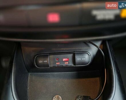 Зелений Кіа Soul, об'ємом двигуна 1.6 л та пробігом 248 тис. км за 7700 $, фото 32 на Automoto.ua