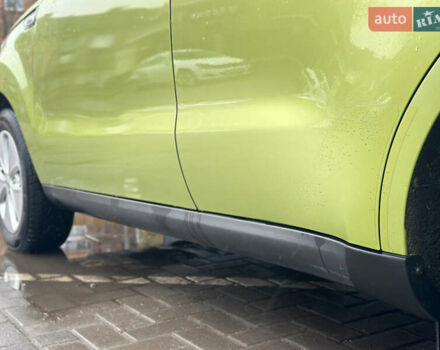 Зеленый Киа Soul, объемом двигателя 1.6 л и пробегом 200 тыс. км за 10200 $, фото 15 на Automoto.ua