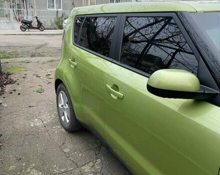 Зелений Кіа Soul, об'ємом двигуна 1.6 л та пробігом 130 тис. км за 9200 $, фото 1 на Automoto.ua