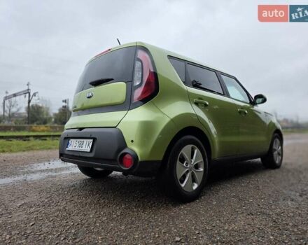 Зелений Кіа Soul, об'ємом двигуна 1.6 л та пробігом 248 тис. км за 7700 $, фото 9 на Automoto.ua