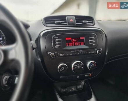 Зелений Кіа Soul, об'ємом двигуна 1.6 л та пробігом 248 тис. км за 7700 $, фото 20 на Automoto.ua