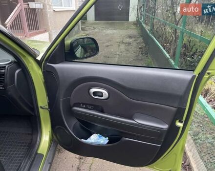 Зелений Кіа Soul, об'ємом двигуна 1.6 л та пробігом 130 тис. км за 9200 $, фото 11 на Automoto.ua