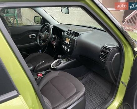 Зелений Кіа Soul, об'ємом двигуна 1.6 л та пробігом 130 тис. км за 9200 $, фото 12 на Automoto.ua