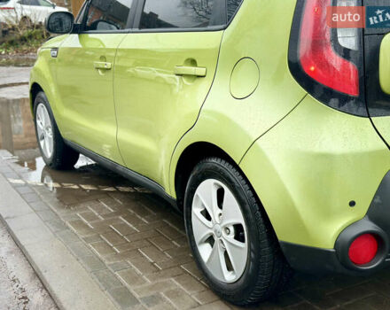 Зеленый Киа Soul, объемом двигателя 1.6 л и пробегом 200 тыс. км за 10200 $, фото 14 на Automoto.ua