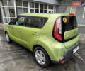 Зелений Кіа Soul, об'ємом двигуна 1.59 л та пробігом 240 тис. км за 8900 $, фото 4 на Automoto.ua