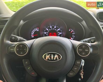 Зелений Кіа Soul, об'ємом двигуна 1.6 л та пробігом 73 тис. км за 10800 $, фото 14 на Automoto.ua