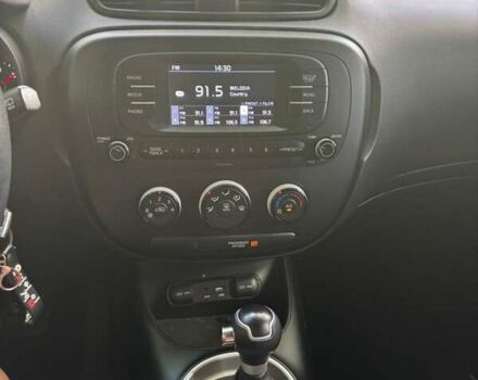 Зелений Кіа Soul, об'ємом двигуна 1.6 л та пробігом 73 тис. км за 10800 $, фото 16 на Automoto.ua