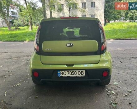Зелений Кіа Soul, об'ємом двигуна 1.6 л та пробігом 73 тис. км за 10800 $, фото 9 на Automoto.ua