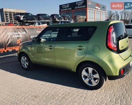 Зелений Кіа Soul, об'ємом двигуна 1.6 л та пробігом 73 тис. км за 10800 $, фото 3 на Automoto.ua