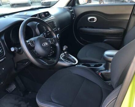 Зелений Кіа Soul, об'ємом двигуна 1.6 л та пробігом 73 тис. км за 10800 $, фото 2 на Automoto.ua
