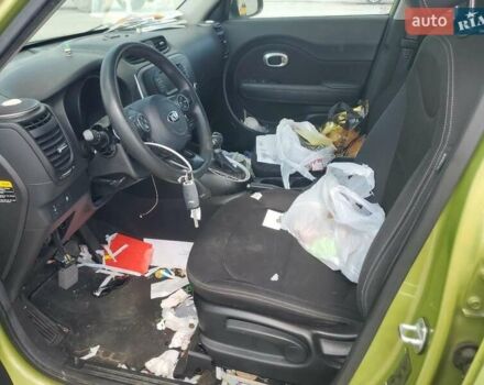 Зелений Кіа Soul, об'ємом двигуна 1.6 л та пробігом 89 тис. км за 3000 $, фото 6 на Automoto.ua