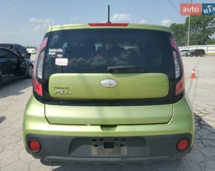 Зелений Кіа Soul, об'ємом двигуна 1.6 л та пробігом 89 тис. км за 3000 $, фото 5 на Automoto.ua