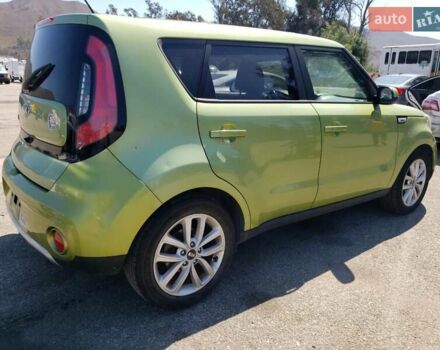 Зеленый Киа Soul, объемом двигателя 2 л и пробегом 175 тыс. км за 1200 $, фото 5 на Automoto.ua
