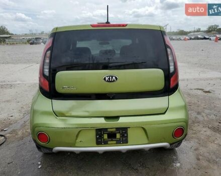 Зелений Кіа Soul, об'ємом двигуна 2 л та пробігом 43 тис. км за 2700 $, фото 5 на Automoto.ua