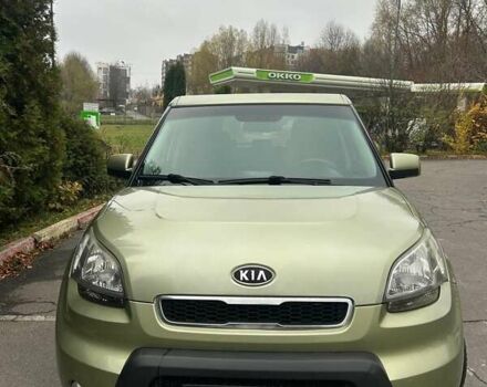 Зеленый Киа Soul, объемом двигателя 1.6 л и пробегом 180 тыс. км за 8200 $, фото 1 на Automoto.ua