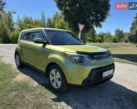 Зелений Кіа Soul, об'ємом двигуна 1.59 л та пробігом 195 тис. км за 9500 $, фото 1 на Automoto.ua