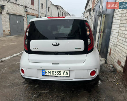 Белый Киа Soul EV, объемом двигателя 0 л и пробегом 102 тыс. км за 5300 $, фото 10 на Automoto.ua