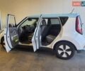 Кіа Soul EV 2015 у Києві на Automoto.ua Білий Кіа Soul EV, об'ємом двигуна 0 л та пробігом 91 тис. км за 6700 $, фото 29 на Automoto.ua