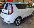 Кіа Soul EV 2015 у Києві на Automoto.ua Білий Кіа Soul EV, об'ємом двигуна 0 л та пробігом 91 тис. км за 6700 $, фото 7 на Automoto.ua