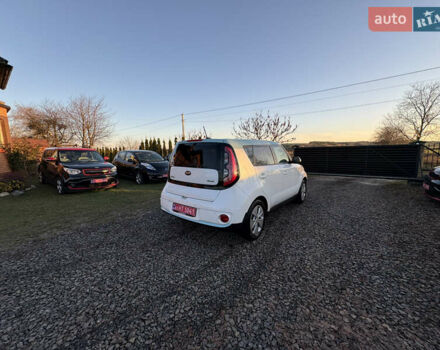 Білий Кіа Soul EV, об'ємом двигуна 0 л та пробігом 151 тис. км за 5900 $, фото 13 на Automoto.ua