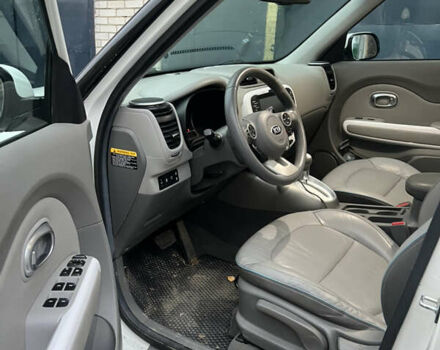 Белый Киа Soul EV, объемом двигателя 0 л и пробегом 102 тыс. км за 5300 $, фото 12 на Automoto.ua