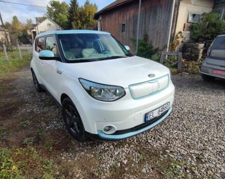 Кіа Soul EV 2015 у Івано-Франківську на Automoto.ua Білий Кіа Soul EV, об'ємом двигуна 0 л та пробігом 122 тис. км за 5800 $, фото 8 на Automoto.ua