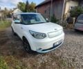 Кіа Soul EV 2015 у Івано-Франківську на Automoto.ua Білий Кіа Soul EV, об'ємом двигуна 0 л та пробігом 122 тис. км за 5800 $, фото 8 на Automoto.ua