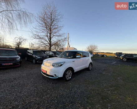 Білий Кіа Soul EV, об'ємом двигуна 0 л та пробігом 151 тис. км за 5900 $, фото 8 на Automoto.ua