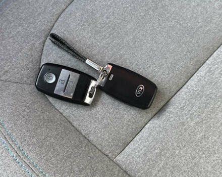Белый Киа Soul EV, объемом двигателя 0 л и пробегом 126 тыс. км за 6300 $, фото 27 на Automoto.ua