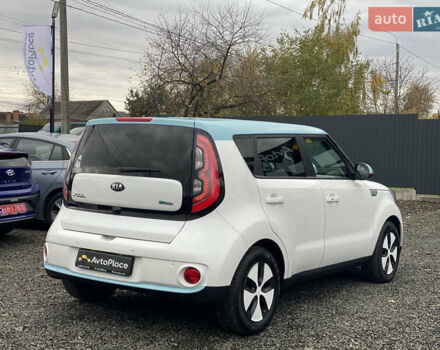 Кіа Soul EV 2016 у Луцьку на Automoto.ua Білий Кіа Soul EV, об'ємом двигуна 0 л та пробігом 116 тис. км за 7800 $, фото 10 на Automoto.ua