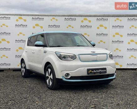 Кіа Soul EV 2016 у Луцьку на Automoto.ua Білий Кіа Soul EV, об'ємом двигуна 0 л та пробігом 116 тис. км за 7800 $, фото 83 на Automoto.ua