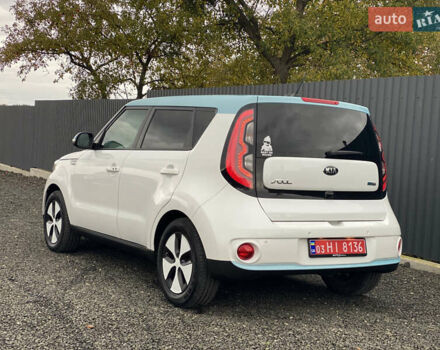 Кіа Soul EV 2016 у Луцьку на Automoto.ua Білий Кіа Soul EV, об'ємом двигуна 0 л та пробігом 116 тис. км за 7800 $, фото 68 на Automoto.ua