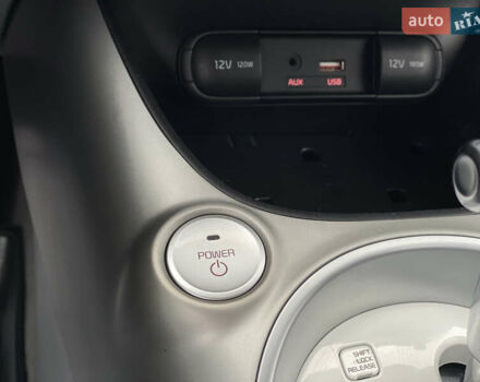 Кіа Soul EV 2016 у Луцьку на Automoto.ua Білий Кіа Soul EV, об'ємом двигуна 0 л та пробігом 116 тис. км за 7800 $, фото 35 на Automoto.ua