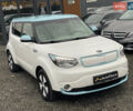 Кіа Soul EV 2016 у Луцьку на Automoto.ua Білий Кіа Soul EV, об'ємом двигуна 0 л та пробігом 116 тис. км за 7800 $, фото 7 на Automoto.ua