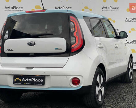 Кіа Soul EV 2016 у Луцьку на Automoto.ua Білий Кіа Soul EV, об'ємом двигуна 0 л та пробігом 116 тис. км за 7800 $, фото 103 на Automoto.ua