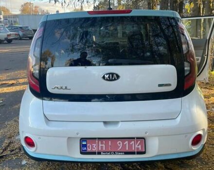 Белый Киа Soul EV, объемом двигателя 0 л и пробегом 193 тыс. км за 8000 $, фото 1 на Automoto.ua