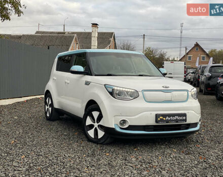 Кіа Soul EV 2016 у Луцьку на Automoto.ua Білий Кіа Soul EV, об'ємом двигуна 0 л та пробігом 116 тис. км за 7800 $, фото 113 на Automoto.ua