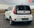 Кіа Soul EV 2016 у Луцьку на Automoto.ua Білий Кіа Soul EV, об'ємом двигуна 0 л та пробігом 116 тис. км за 7800 $, фото 110 на Automoto.ua