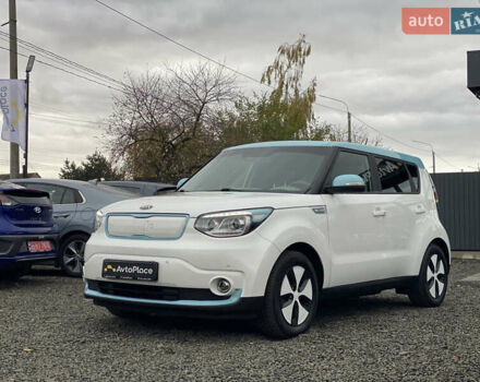 Кіа Soul EV 2016 у Луцьку на Automoto.ua Білий Кіа Soul EV, об'ємом двигуна 0 л та пробігом 116 тис. км за 7800 $, фото 4 на Automoto.ua