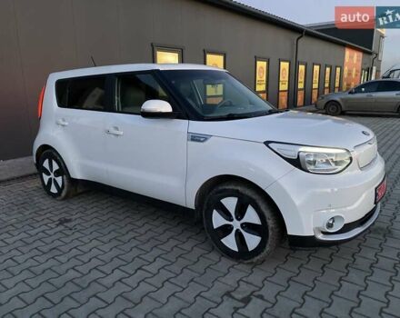 Білий Кіа Soul EV, об'ємом двигуна 0 л та пробігом 109 тис. км за 7399 $, фото 12 на Automoto.ua