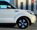 Білий Кіа Soul EV, об'ємом двигуна 0 л та пробігом 169 тис. км за 5600 $, фото 12 на Automoto.ua
